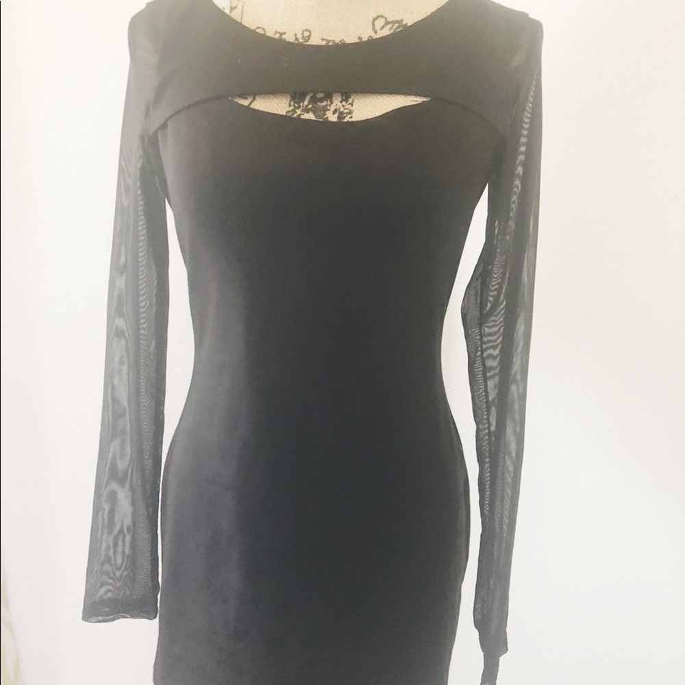 Lil black dress
